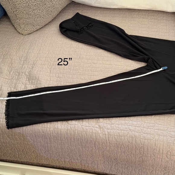 NWT Ann Taylor Black 2 pcs Set Sequined Fringe Size:  2 - Picture 13 of 16